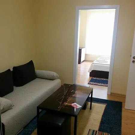 Luxury In Πάζαρτζικ
