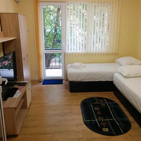 Διαμέρισμα Luxury In *
